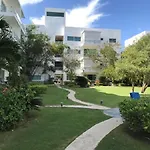 Cap Blue Cap Cana
